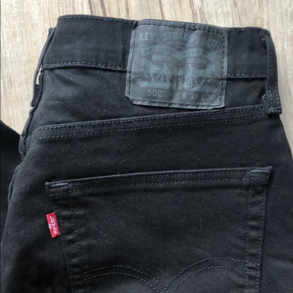 Mens black Levi jeans